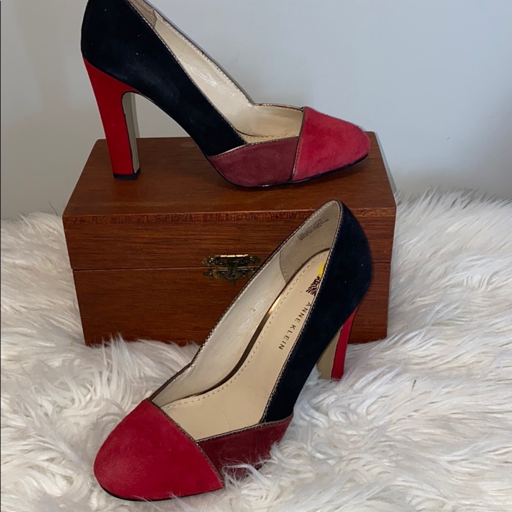 Anne Klein Suede Pumps